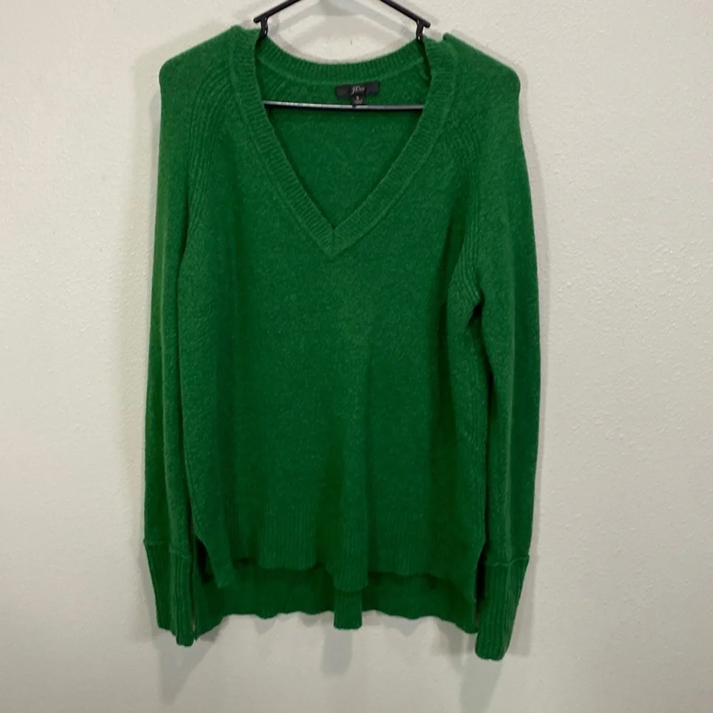 J crew green v‎ neck sweater wool alpaca